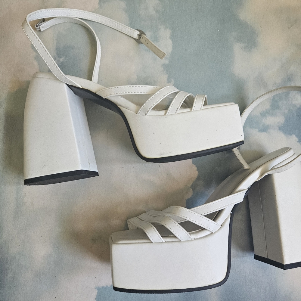 White Platform Strappy Sandals Naked Wolfe Look A Like - Picture 4 of 16